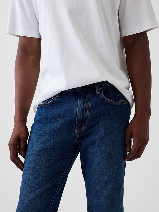 L'image numéro 6 présente Jeans étroits