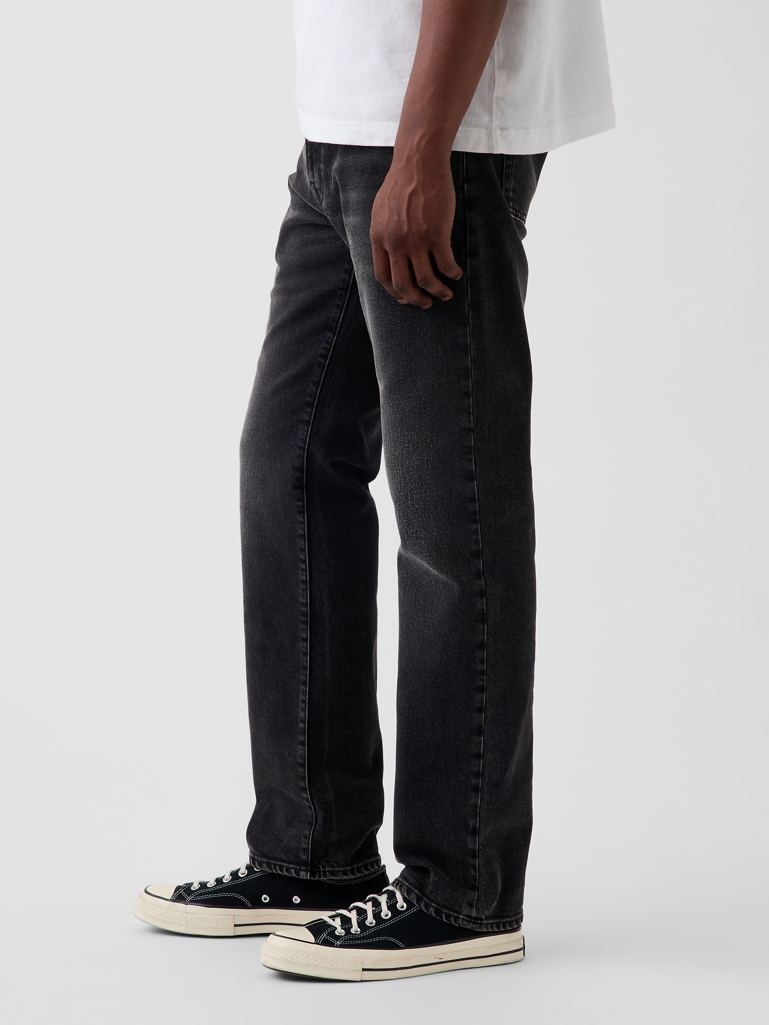 Straight Jeans