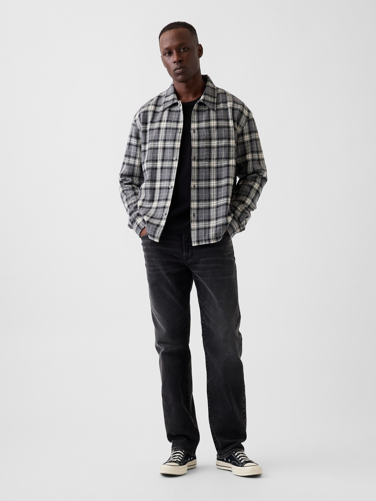 Straight Jeans