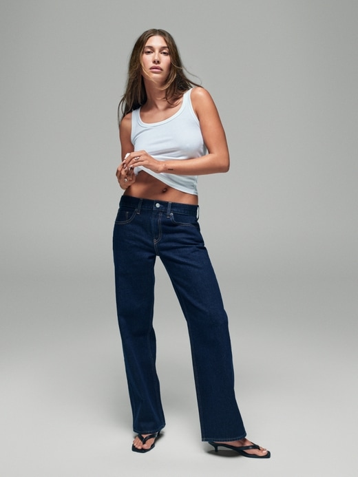 L'image numéro 6 présente Camisole côtelée à encolure dégagée