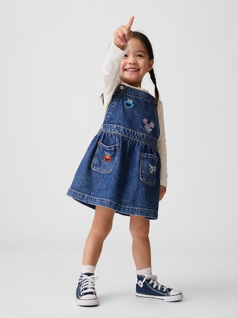 JUPE-SALOPETTE EN DENIM SESAME STREET POUR BÉBÉ ET TOUTE-PETITE