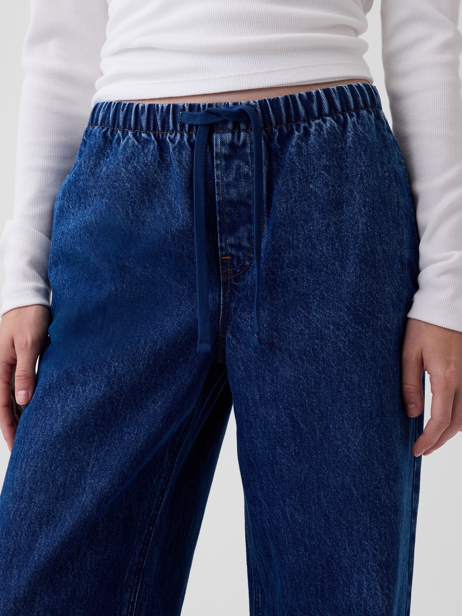 Low Rise '90s Loose Easy Jeans