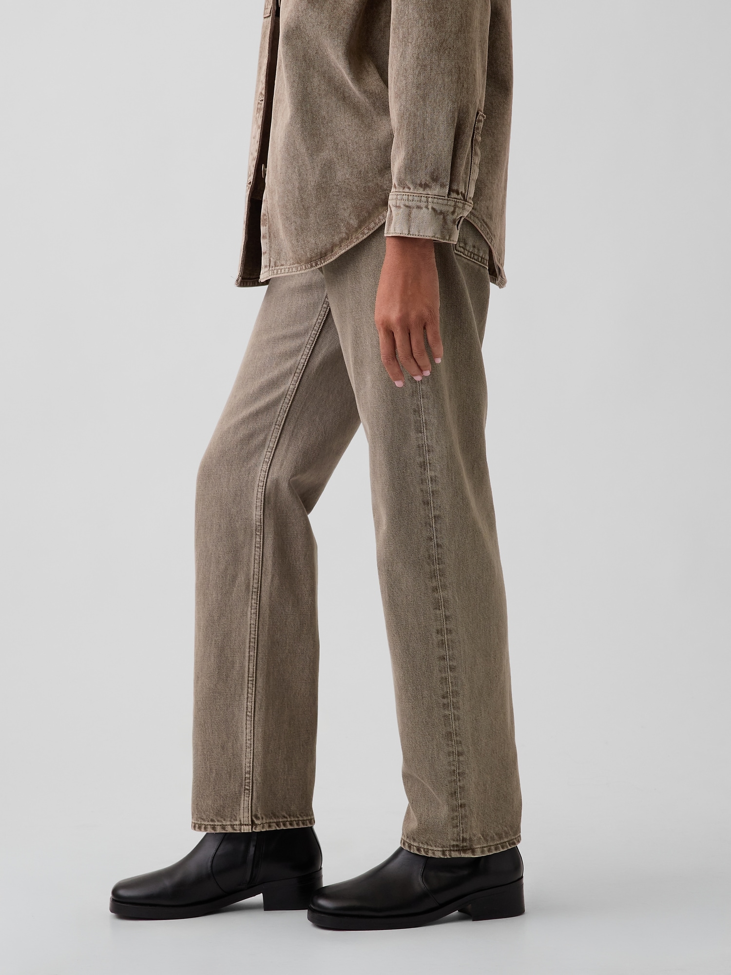 Mid Rise Straight Taper Jeans