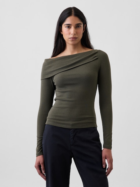 T-SHIRT MODERNE ASYMÉTRIQUE