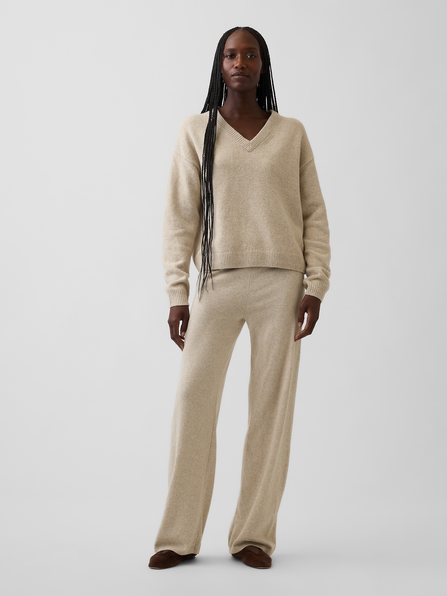 CashSoft Oversized V-Neck Sweater