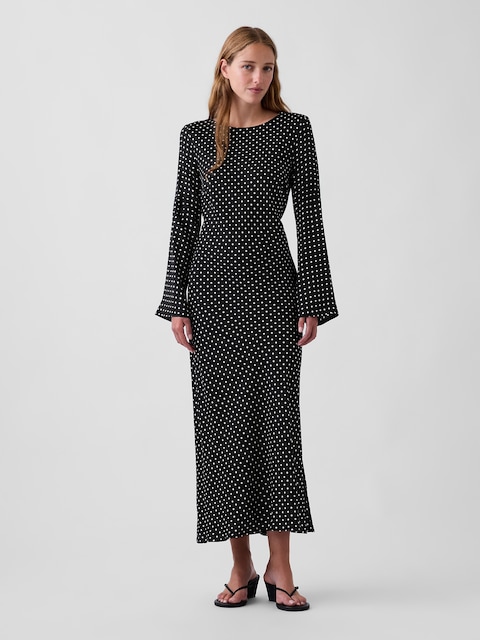 ROBE LONGUE COUPÉE EN BIAIS À MANCHES ÉVASÉES