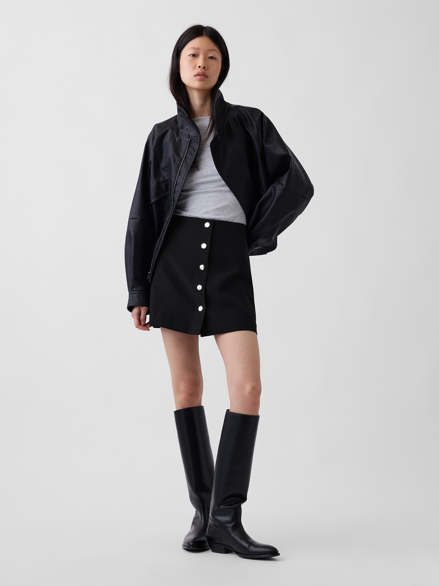BiStretch Snap-Front Mini Skort