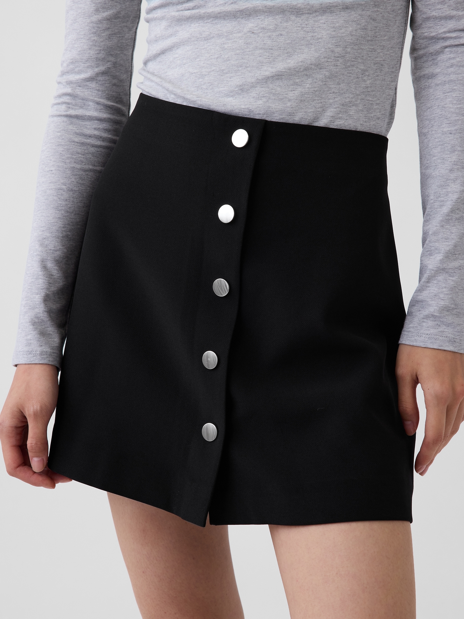BiStretch Snap-Front Mini Skort