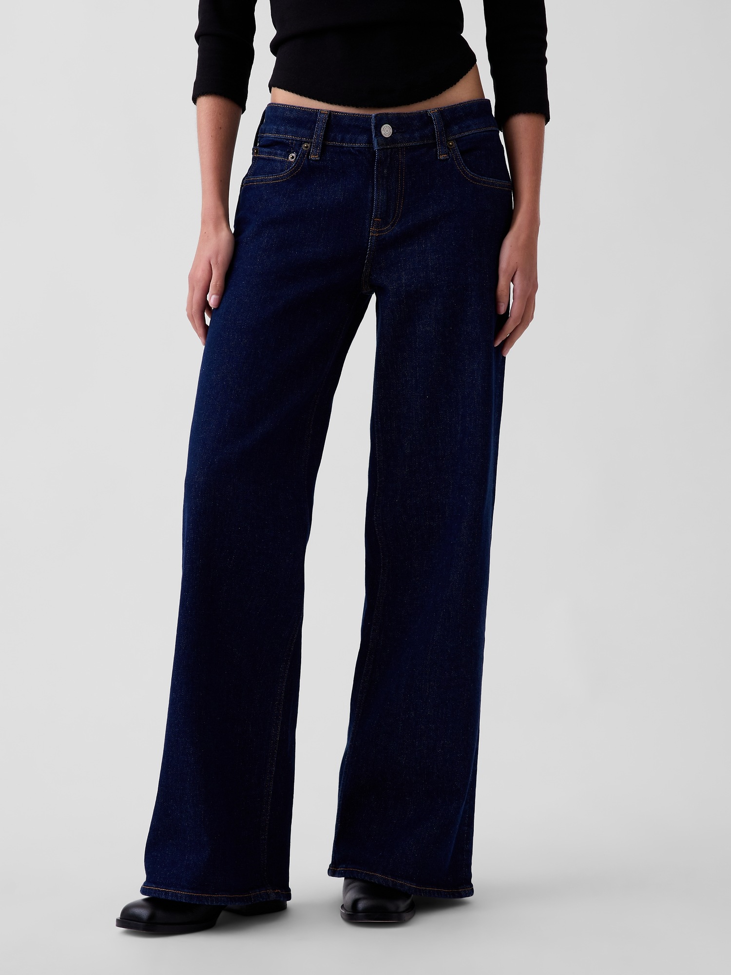 Low Rise Stride Wide-Leg Jeans