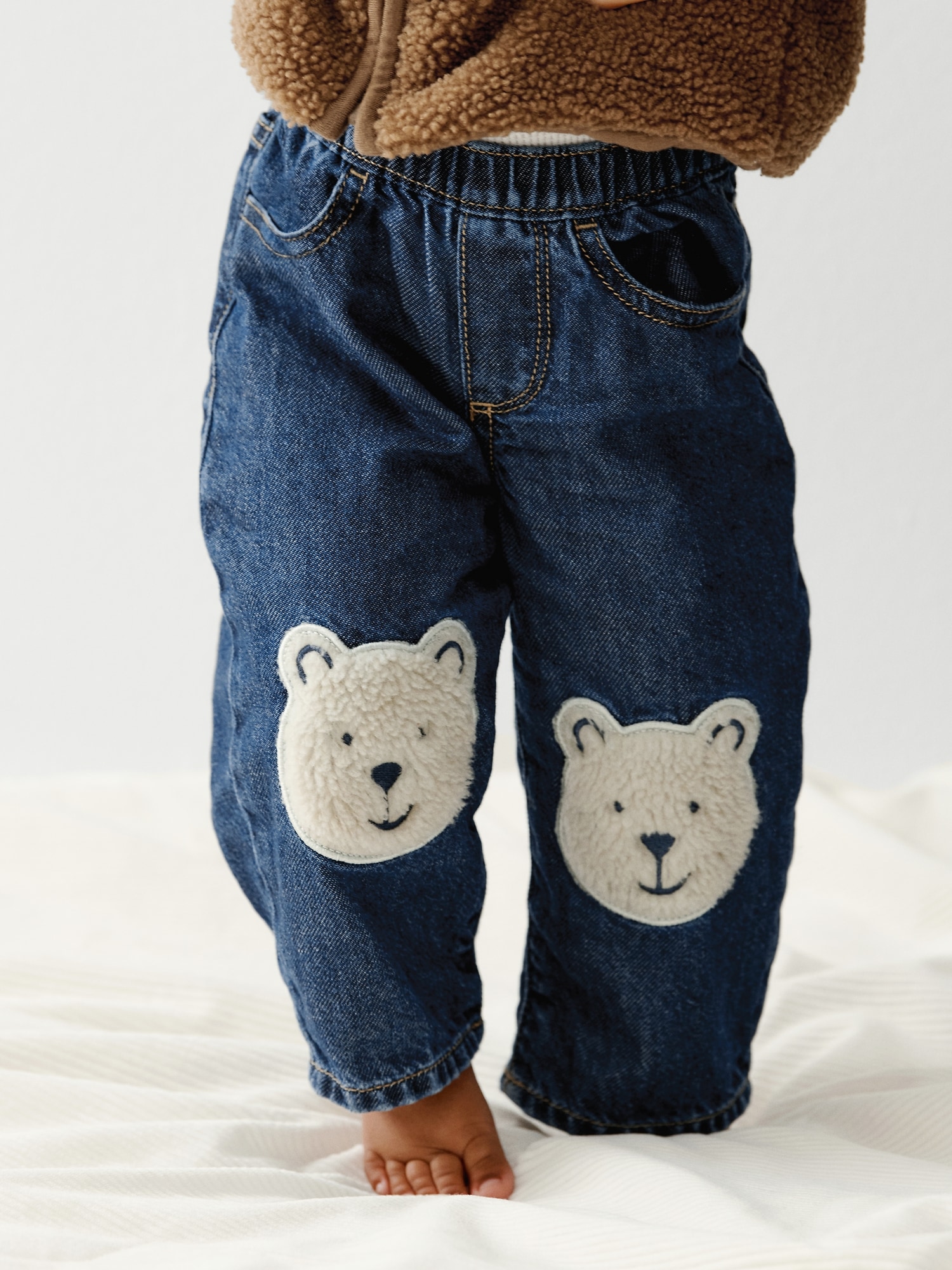 Jean à taille extensible applique de l’ourson Brannan pour Bébé