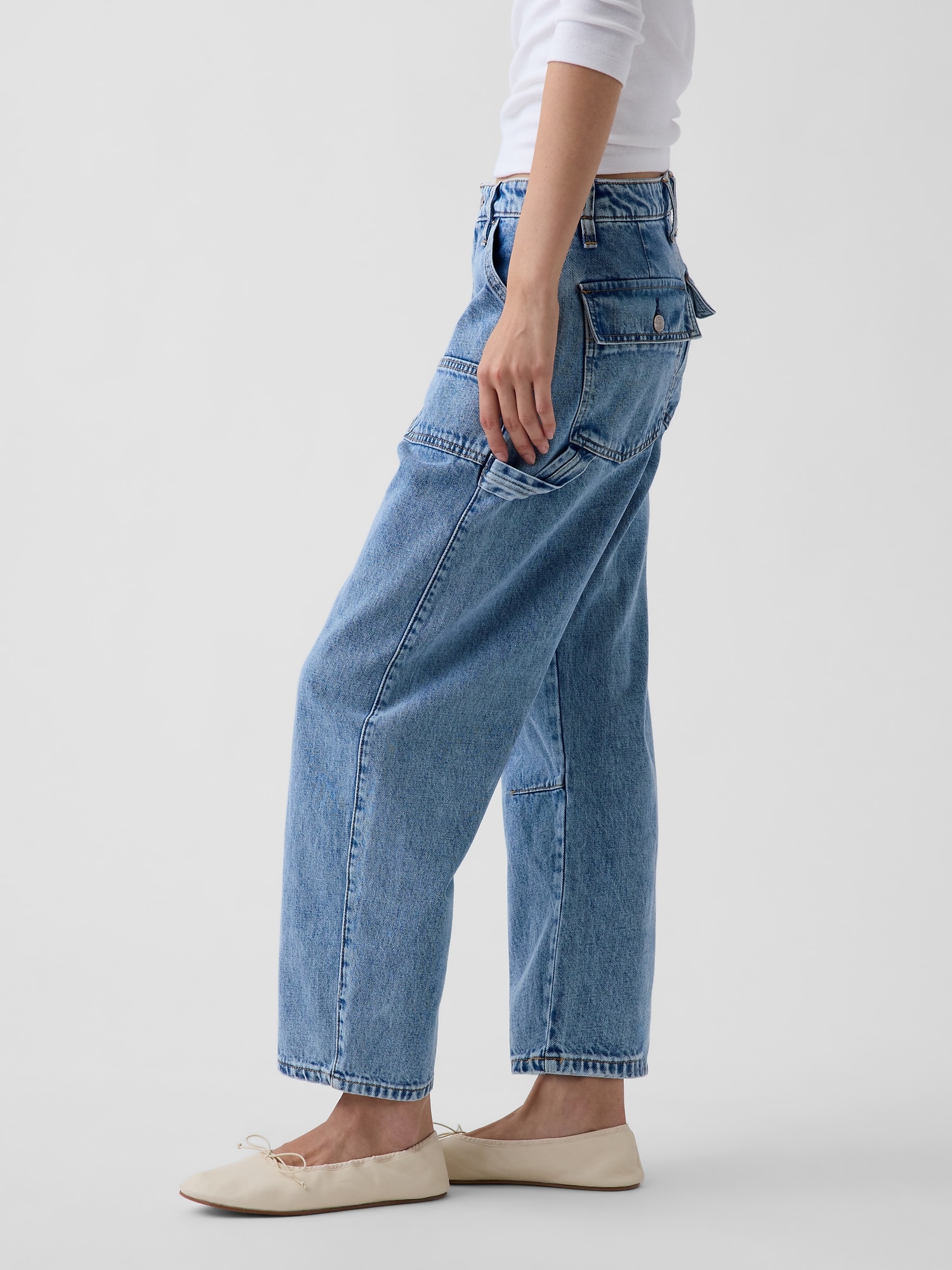 Mid Rise Barrel Utility Jeans