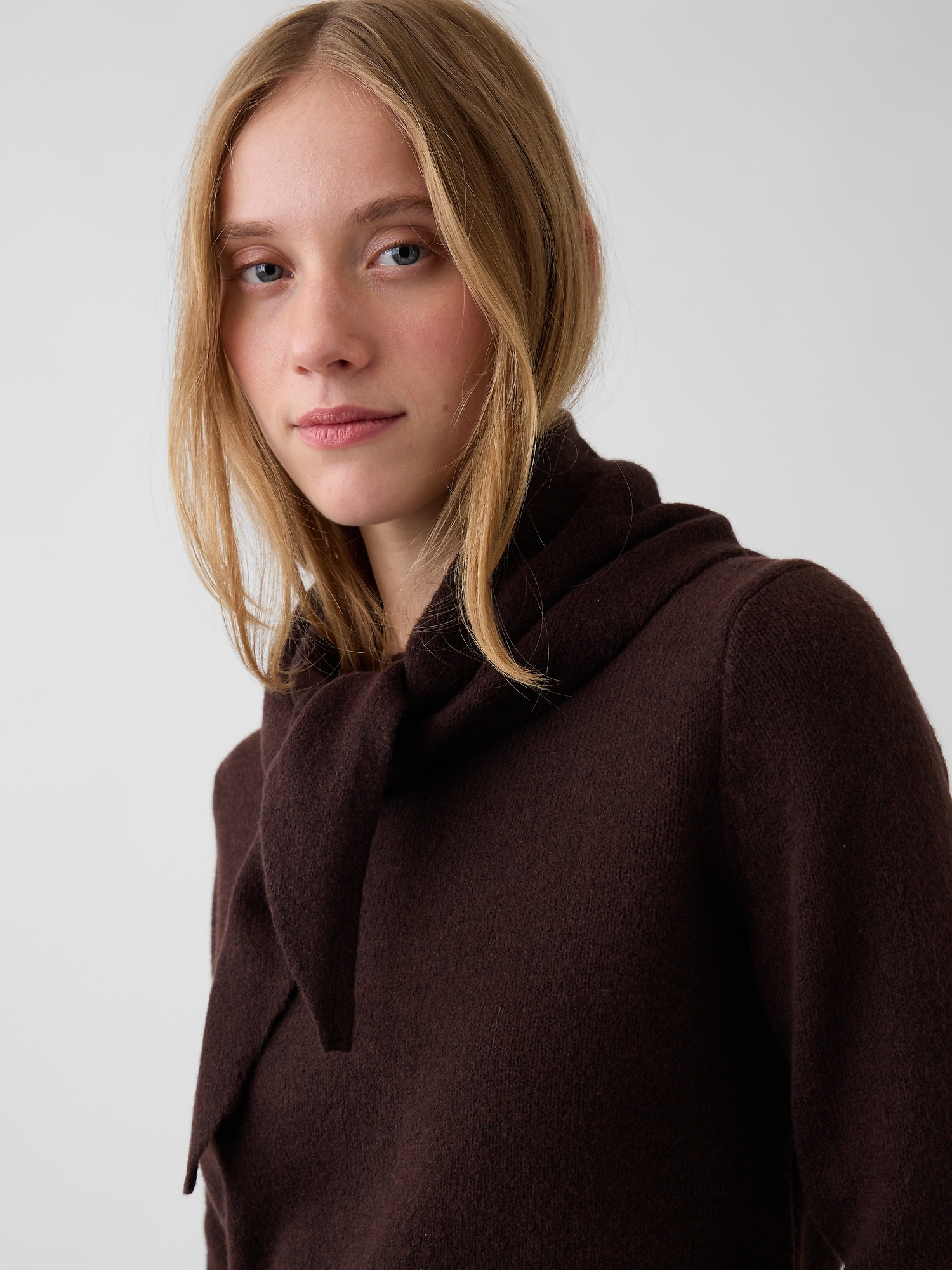 CashSoft Triangle Scarf